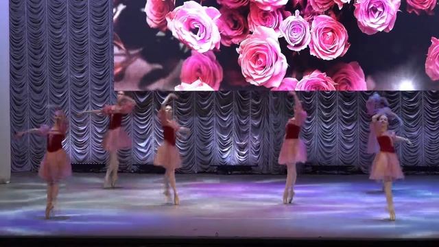 Обр. анс. танца "Дивертисмент" МАУ ДО ДШИ №16 г.о. Самара. Клас.т., III в.гр. "Праздничный вальс" смотреть онлайн