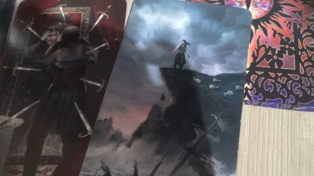 Окончательно ли Вы расстались? Гадание на таро смотреть онлайн