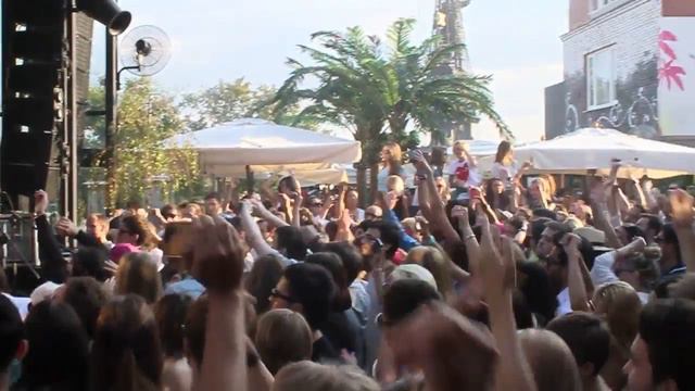 nicolas jaar live @ gipsy rooftop sundays смотреть онлайн