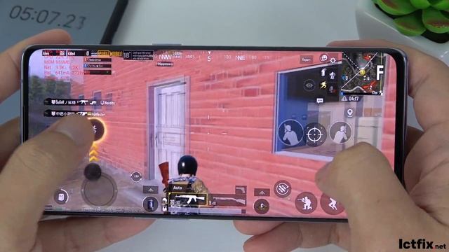 Oppo Reno 6 Pro PUBG Gaming test Smooth 90FPS Graphics | Snapdragon 870, 90Hz Display смотреть онлайн