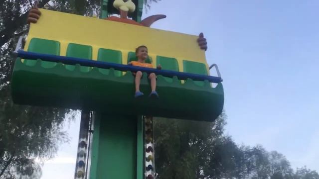 Казань. Парк аттракционов Кырлай. 05.08.2018, 18:55 смотреть онлайн