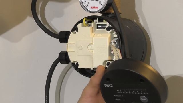 Регулятор давления Grundfos PM2 смотреть онлайн