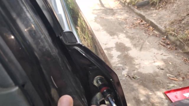 Замена дверных петель лачетти