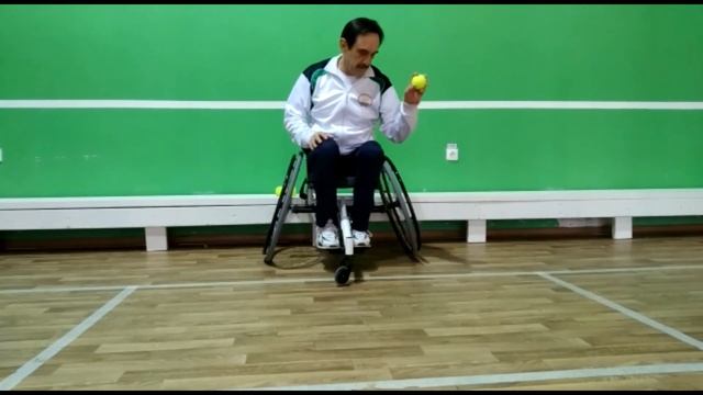Упражнения с теннисным мячом. #тенниснаколяскахкарантин #wheelchairtennisquarantin смотреть онлайн