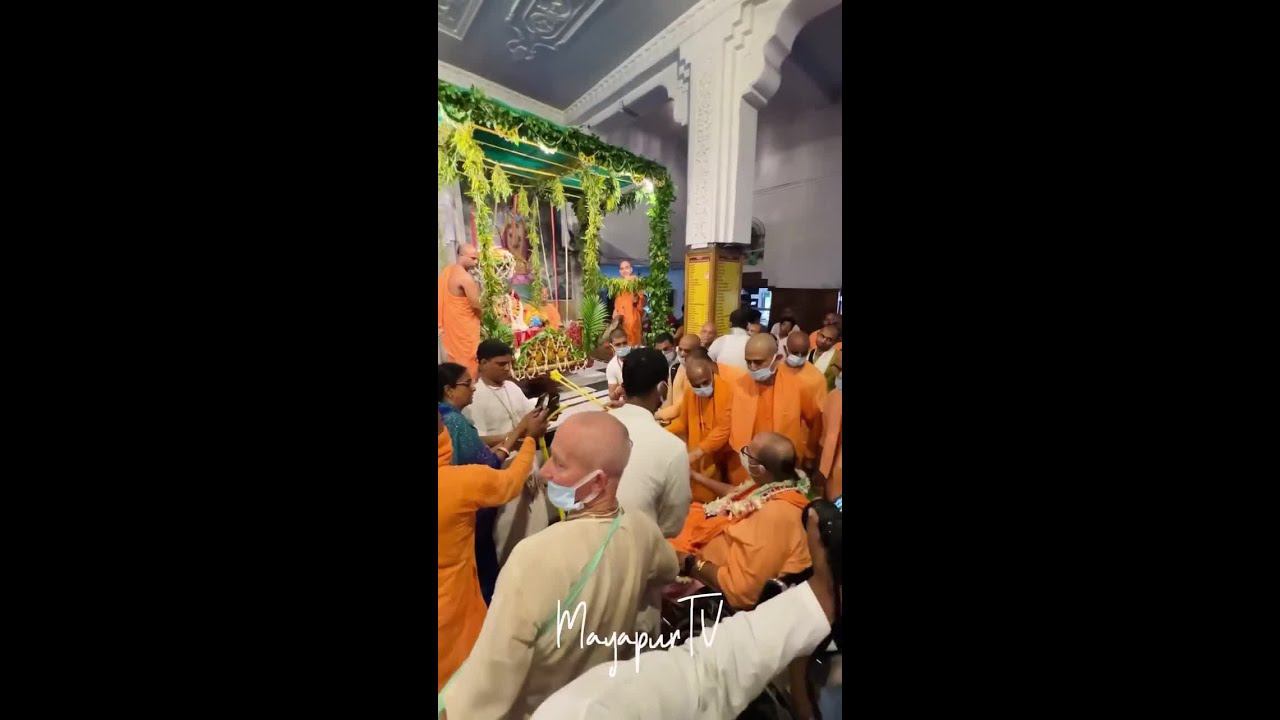Sri Sri Radhamadhava Jhulan Yatra Festival Day 4 смотреть онлайн