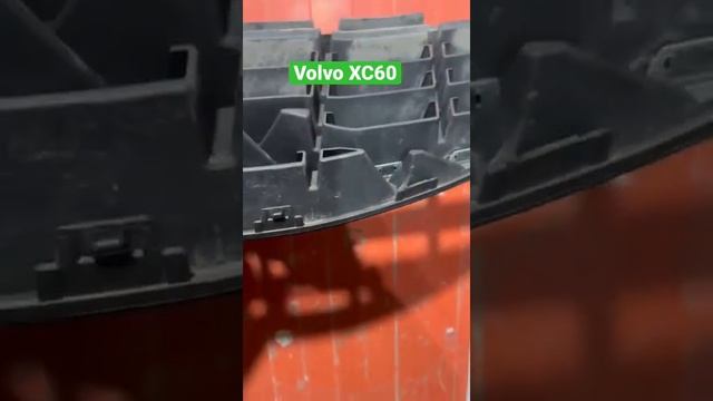 Решетка радиатора Вольво хс60 Volvo XC60 , авторазбор Казань смотреть онлайн