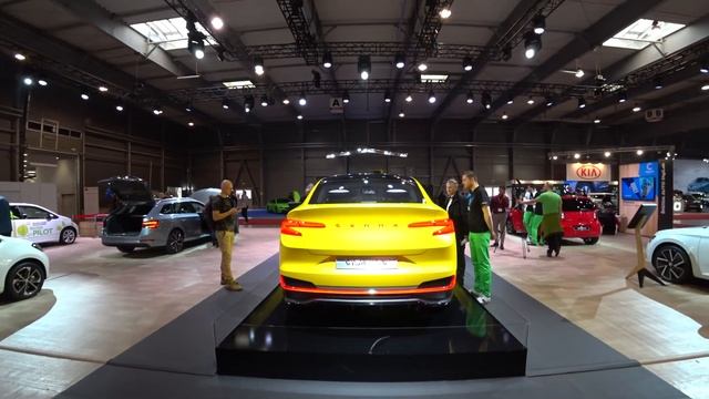 e-SALON 2019, 4K procházka: Nabitý veletrh! смотреть онлайн