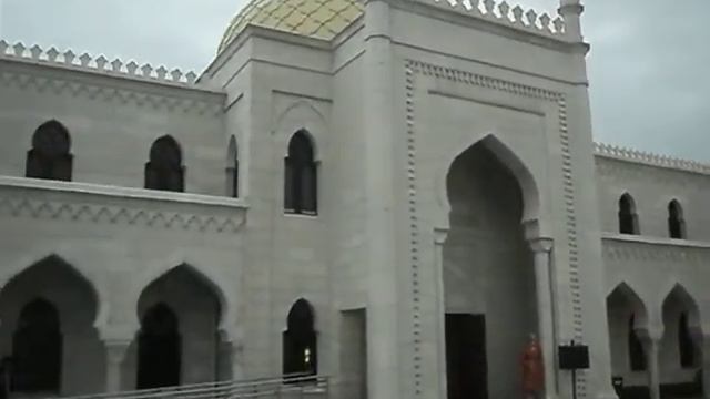 Болгарская исламская Академия Белая мечеть (г. постройки 12 июн.2012) смотреть онлайн