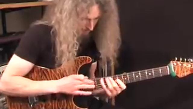 Guthrie Govan - Fives From 