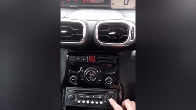 Citroen C3 Picasso time & date adjustment смотреть онлайн