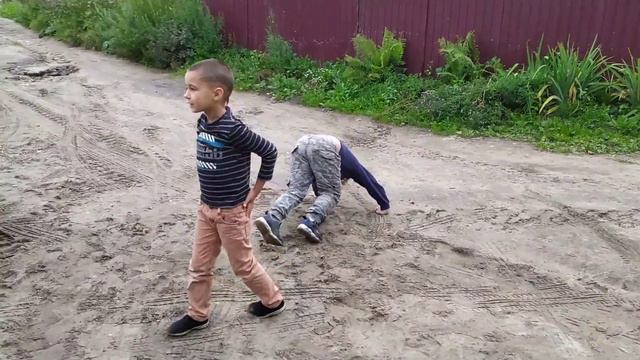 И смех и грех😁 смотреть онлайн