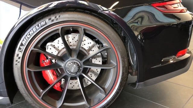 Porsche Car of The Week: 2018 Porsche 911 GT3