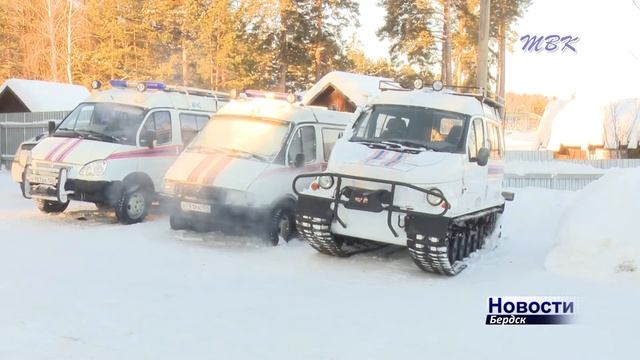 Быстроходная «Пиранья» катала кадетов по льду Бердского залива смотреть онлайн