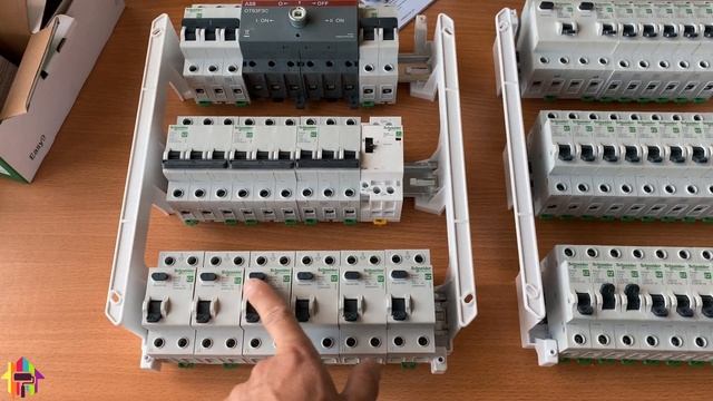 Электрический щит для частного дома | Ручной ввод резерва ABB смотреть онлайн