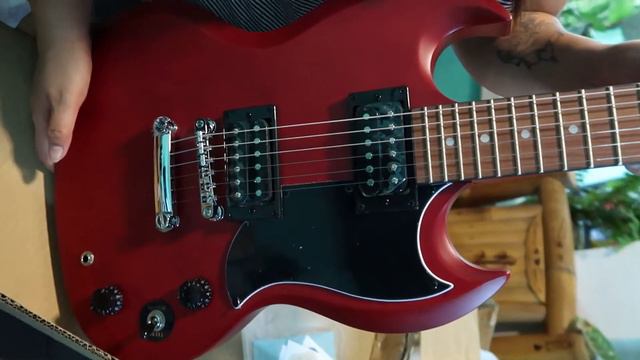 EPIPHONE SG SPECIAL VE CHERRY | UNBOXING AND FIRST IMPRESSION. смотреть онлайн