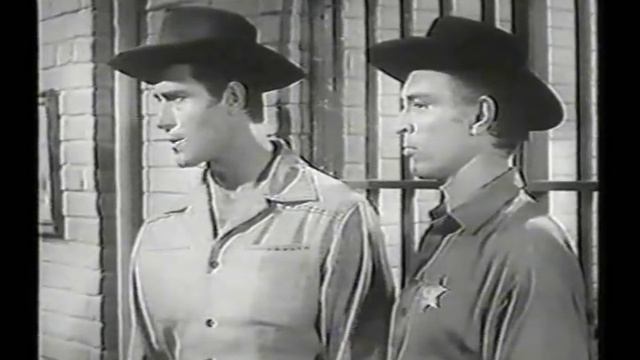 Lee Van Cleef /James Coburn share a rare scene together смотреть онлайн