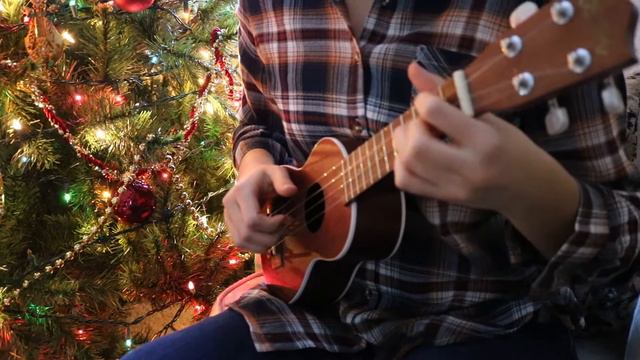 Angels We Have Heard on High Ukulele смотреть онлайн