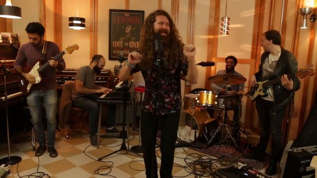 All The Small Things - Blink 182 - FUNK cover feat. Casey Abrams смотреть онлайн