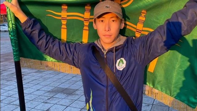 Софронов Василий - абсолютный победитель Республиканского проекта «Уол оҕо- норуот кэскилэ», 2022 г смотреть онлайн