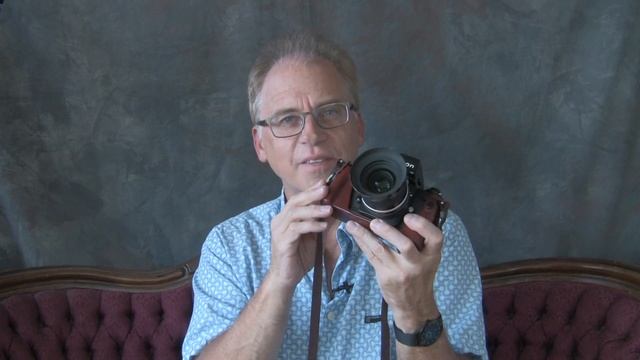 WAJDA PHOTO - The Dapper Nikon F3 in its Burgundy Suit смотреть онлайн