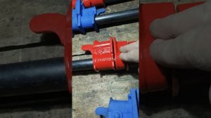 Трубные струбцины  VIRA  и Зубр.