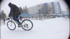 Зимний ДРИФТ на горном ВЕЛОСИПЕДЕ