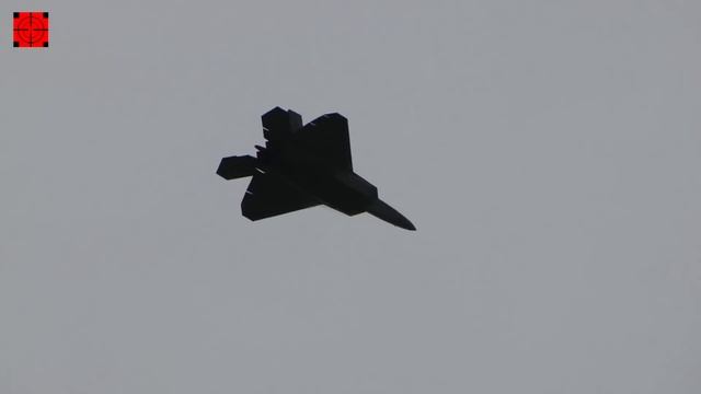 COBRA MANEUVER BY SU 35, F 22 & PAK FA смотреть онлайн