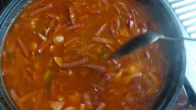 Исправляю косяк в вязании// Готовлю вкусные солянку смотреть онлайн