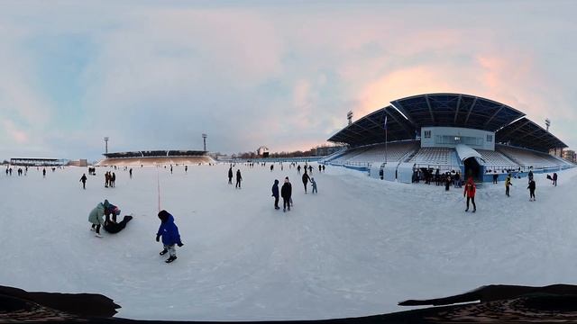 Каток на стадионе Нефтяник, Новокуйбышевск. 18 февраля 2023 года смотреть онлайн