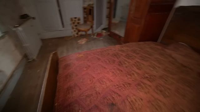 MYSTERIOUS ABANDONED HOUSE ABOUT TO BE LOST FOREVER! FOUND ABANDONED AT THE ROAD SIDE
