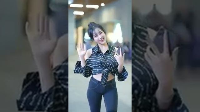 Beautiful Korean & Chinese Girls Slow Motion Reels  || Smooth Transaction Videota || #viralkorean