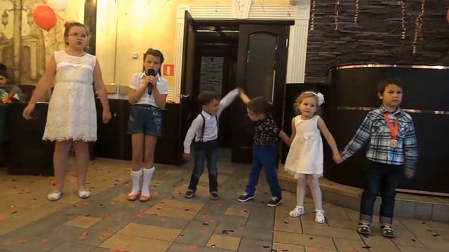 А ты меня любишь???))) смотреть онлайн