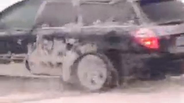 Subaru Legacy 2,0R In Snow смотреть онлайн
