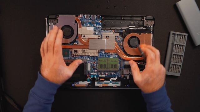 Gigabyte G5 - The Best Deal Gaming Laptop - Internals, Repasting, Overview! смотреть онлайн