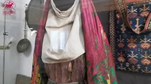 Экскурсия в "Поэзию народного костюма". Ведёт главный хранитель Национального музея Дагестана