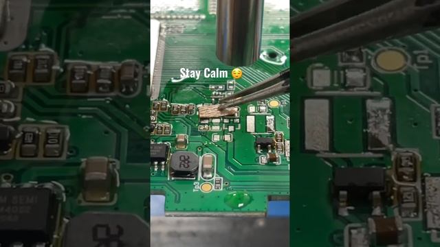 The Right Way To Use A Solder Braid During PCB Repair! смотреть онлайн