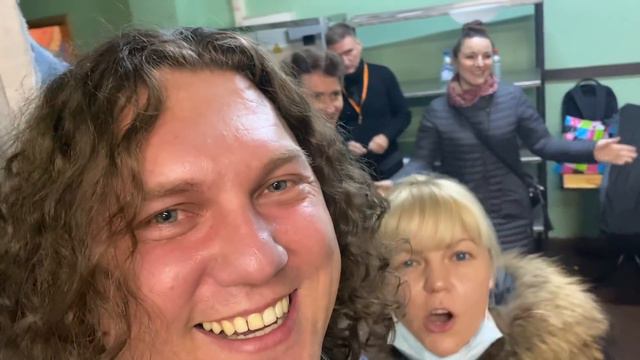 КАК АРТИСТЫ ГОТОВЯТСЯ к НОВОМУ ГОДУ💥 КМБС - Ж ар П тица. Александр Бардин