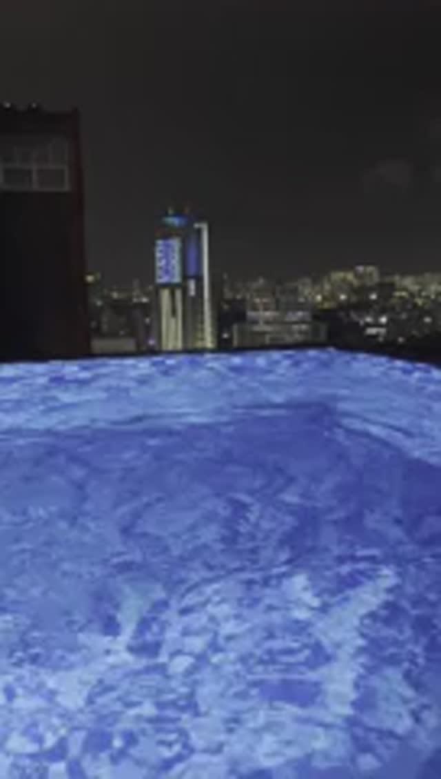 IBIS KUALA LUMPUR CITY CENTRE 4*, Куала-Лумпур актуальные цены, обзор номера и бассейна. смотреть онлайн