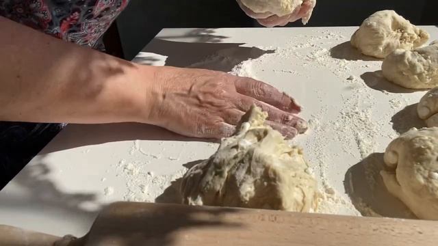 ЛЕПЁШКИ с Огромным количеством СЫРА и Домашнего творога. смотреть онлайн