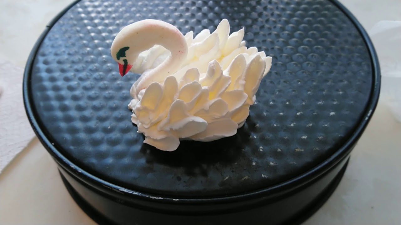 ЛЕБЕДИ ИЗ КРЕМА. смотреть онлайн