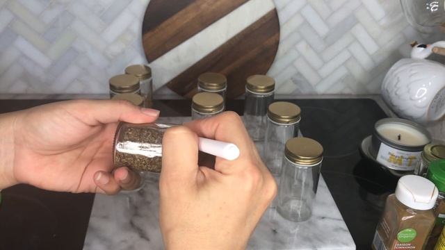Spice Drawer Organization Tips & Ideas! смотреть онлайн