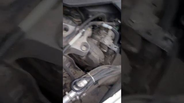 неисправен клапан обратки в топливном фильтре. смотреть онлайн