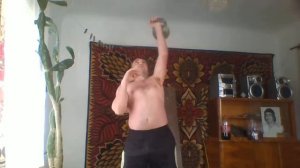 Подъём гири 16 кг. - 175 раз за 3 мин.