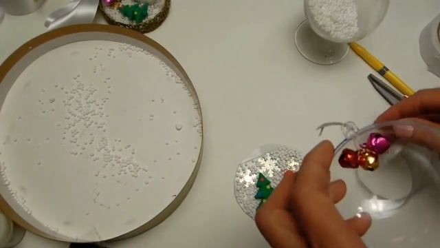 Новогодний Шар на Елку. Украшение на Рождество. //DIY Happy New Year. //Christmas holiday смотреть онлайн