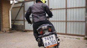 Повороты под коленку. Свешивание на мотоцикле.