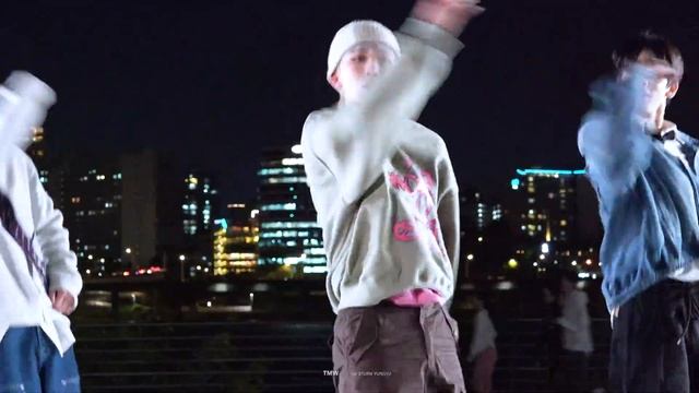 [4K] [FANCAM] 231020 에잇턴 윤규 (8TURN YUNGYU) 'SKETCH' 스케치 직캠ㅣ한강 버스킹 смотреть онлайн