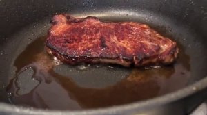 Как вкусно приготовить мраморную говядину дома на сковороде.
