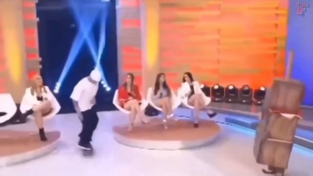 ЛЮДИ с 0 IQ! Дураки в повседневной жизни, снятые на камеру смотреть онлайн