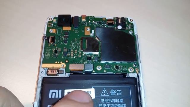 Xiaomi Redmi 4A Прошивка на глобалку и поднятие кирпича смотреть онлайн