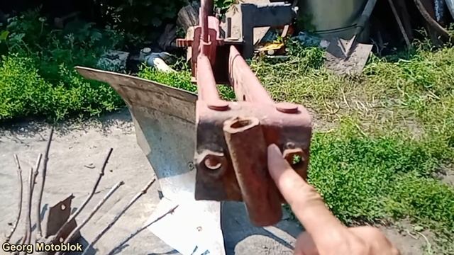 Найпростіша картоплекопалка на основі плуга до мотоблока своїми руками смотреть онлайн